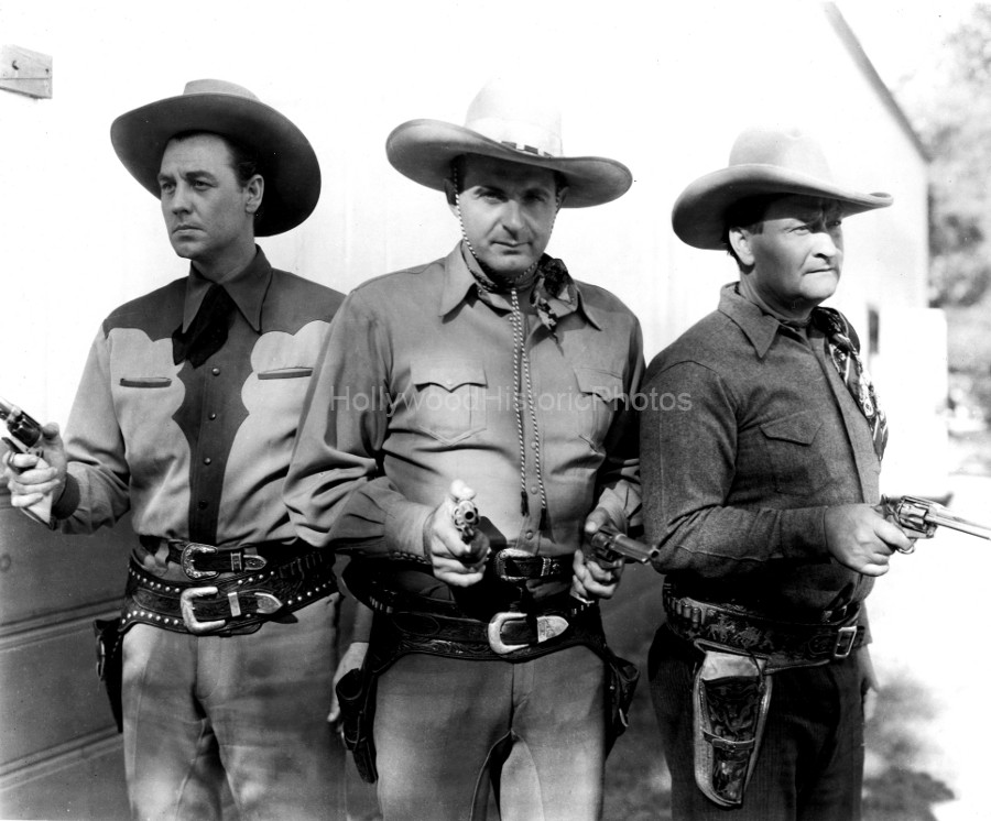 Texas Trouble Shooters 1942.jpg